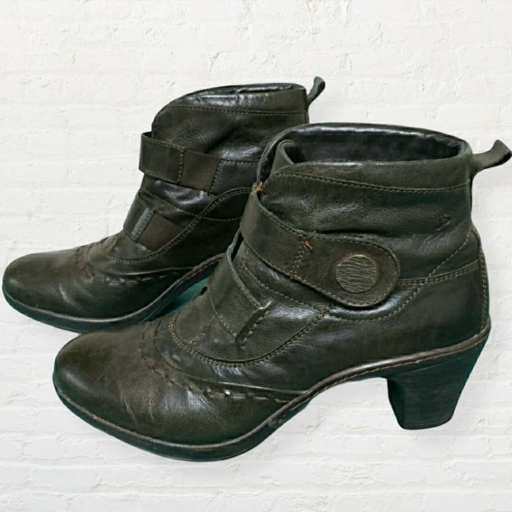 Josef Seibel Dark brown ankle boots block heels size 8